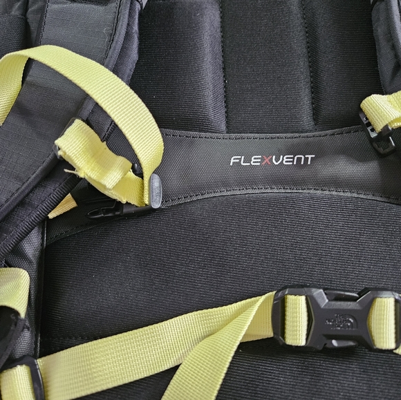 THE NORTH FACE WOMEN'S BOREALIS LUXE BACKPACK TNF BLACK/SNSPRT - Picture 5 of 9